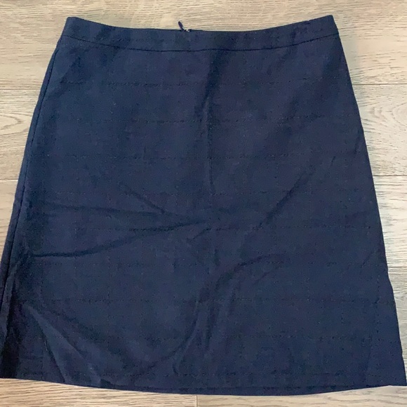 Navy dress skirt- new - Picture 1 of 3
